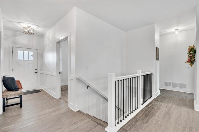 3052 Charissas Place, Bettendorf, IA 52722