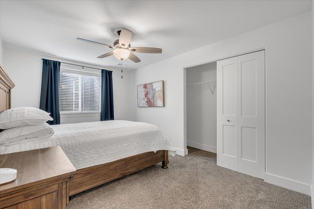 3052 Charissas Place, Bettendorf, IA 52722