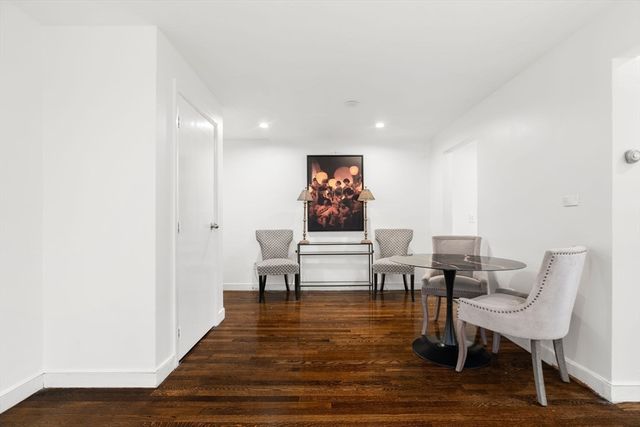 8 Commonwealth Court 7, Boston, MA 02135