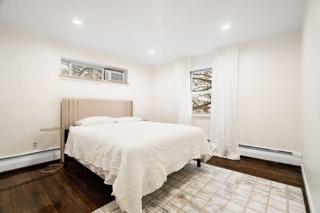 8 Commonwealth Court 7, Boston, MA 02135