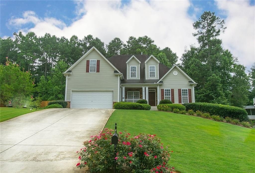 313 Vineyard Drive, Dallas, GA 30132