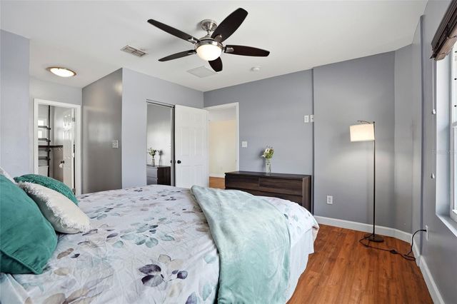 5517 PERSHING STREET NE, St Petersburg, FL 33703