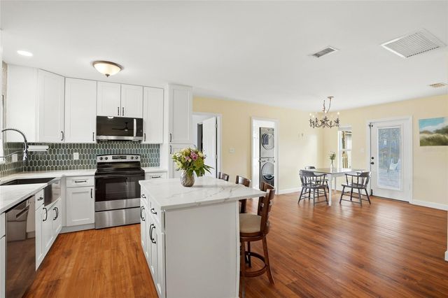 5517 PERSHING STREET NE, St Petersburg, FL 33703