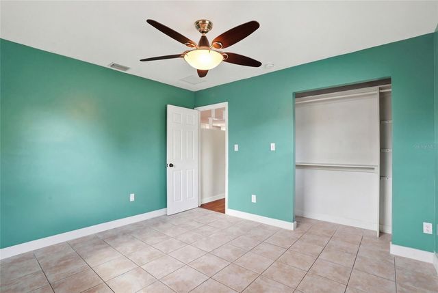 5517 PERSHING STREET NE, St Petersburg, FL 33703