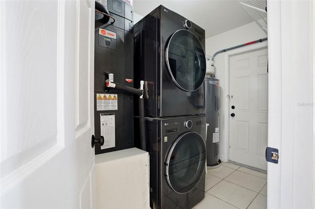 5517 PERSHING STREET NE, St Petersburg, FL 33703