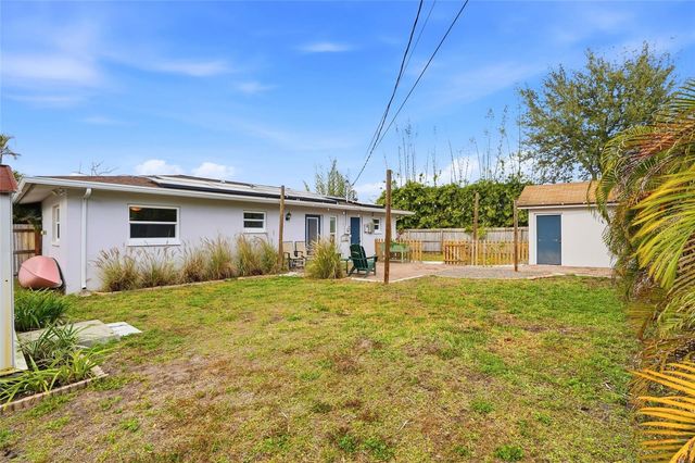 5517 PERSHING STREET NE, St Petersburg, FL 33703