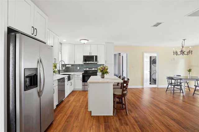 5517 PERSHING STREET NE, St Petersburg, FL 33703