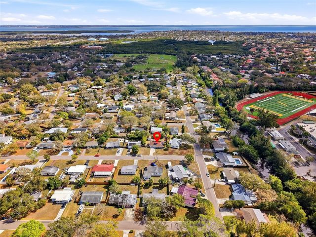 5517 PERSHING STREET NE, St Petersburg, FL 33703