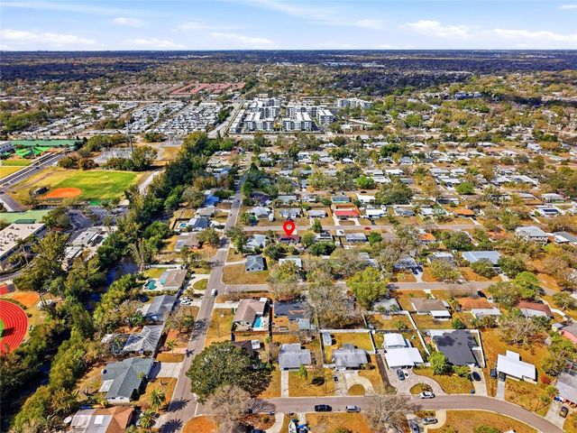 5517 PERSHING STREET NE, St Petersburg, FL 33703