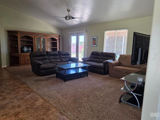 4503 Willard Street, Bakersfield, CA 93314
