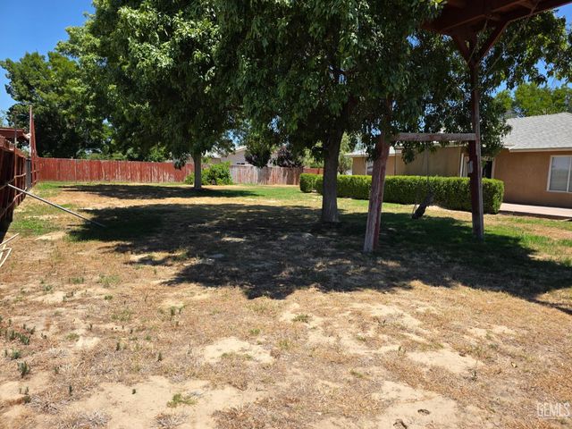 4503 Willard Street, Bakersfield, CA 93314
