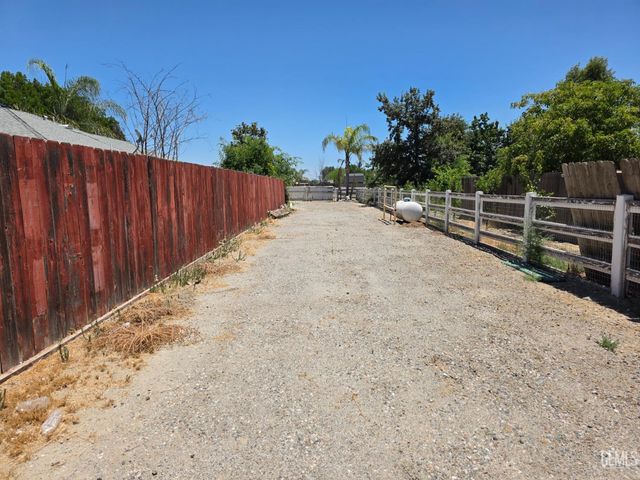 4503 Willard Street, Bakersfield, CA 93314