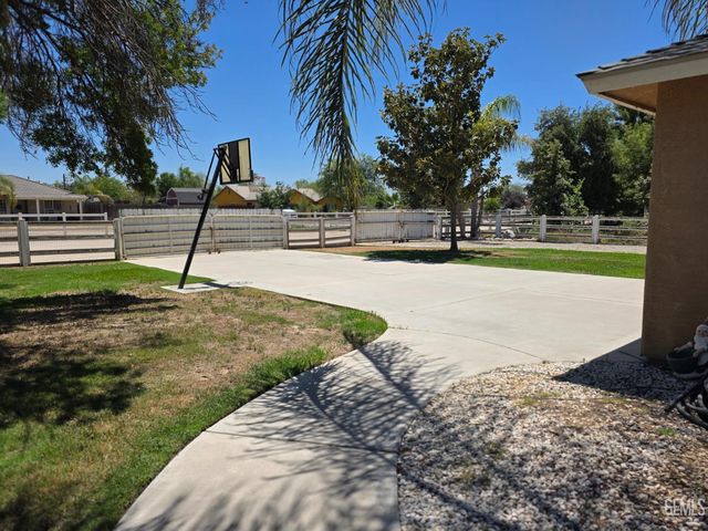 4503 Willard Street, Bakersfield, CA 93314