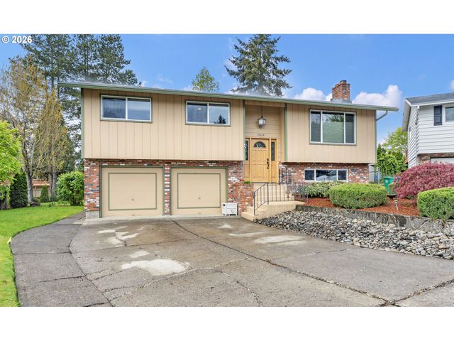 17633 Se EMERALD Dr, Milwaukie, OR 97267