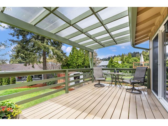 17633 Se EMERALD Dr, Milwaukie, OR 97267