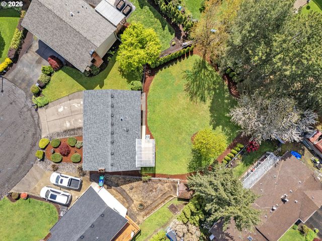 17633 Se EMERALD Dr, Milwaukie, OR 97267