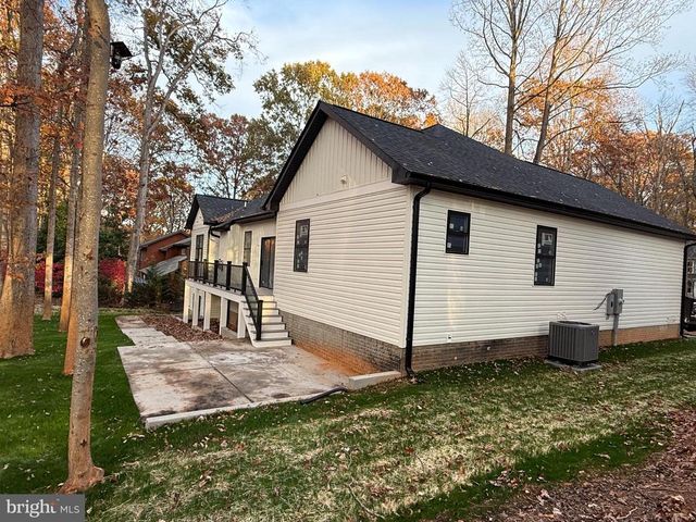 501 GOLD VALLEY RD, Locust Grove, VA 22508