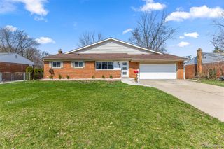 29940 Bock Street, Garden City, MI 48135