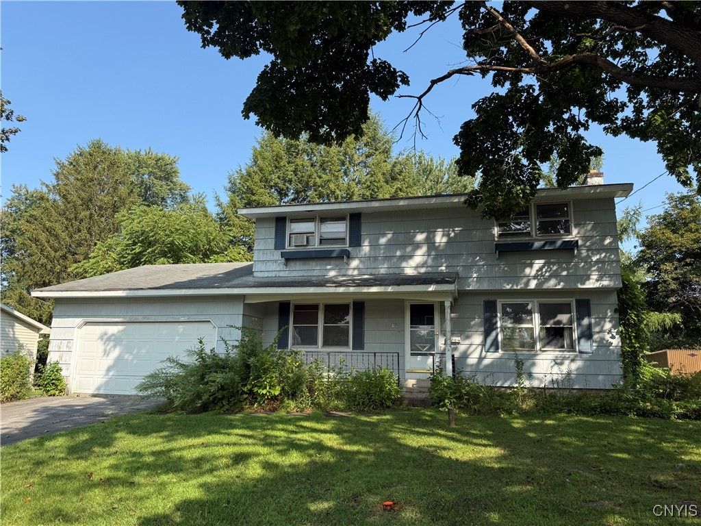 63 Bayberry Circle, Clay, NY 13090