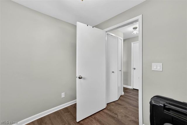 1905 Camberly Drive, Cleveland, OH 44124