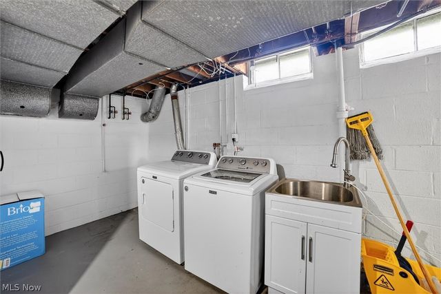 1905 Camberly Drive, Cleveland, OH 44124