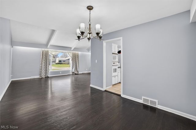 1905 Camberly Drive, Cleveland, OH 44124