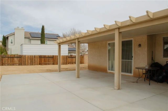 13250 Ivanpah Road, Apple Valley, CA 92308