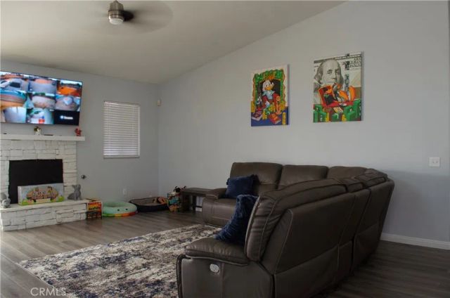 13250 Ivanpah Road, Apple Valley, CA 92308