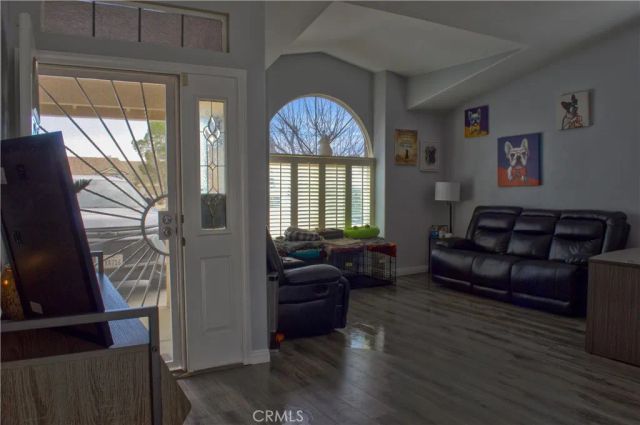 13250 Ivanpah Road, Apple Valley, CA 92308