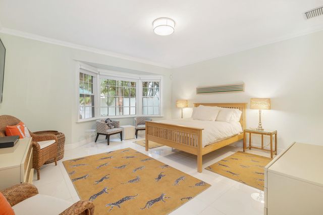 224 Phipps, Palm Beach, FL 33480