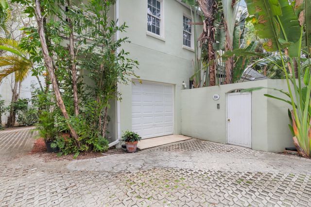 224 Phipps, Palm Beach, FL 33480