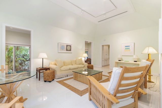 224 Phipps, Palm Beach, FL 33480