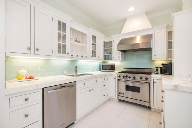 224 Phipps, Palm Beach, FL 33480