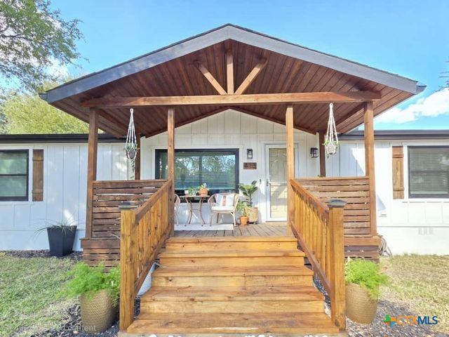 415 W Avenue A, Belton, TX 76513