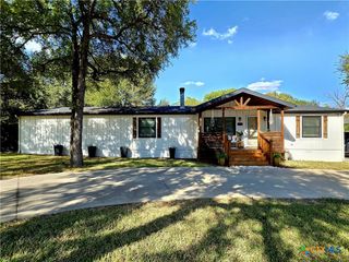 415 W Avenue A, Belton, TX 76513