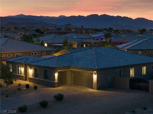 7612 West Torino Avenue, Las Vegas, NV 89113