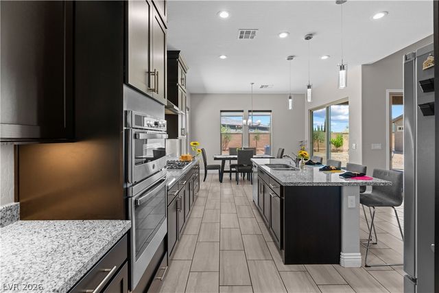 7612 West Torino Avenue, Las Vegas, NV 89113