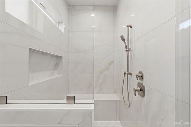 1708 S Queen Street, Edinburg, TX 78539