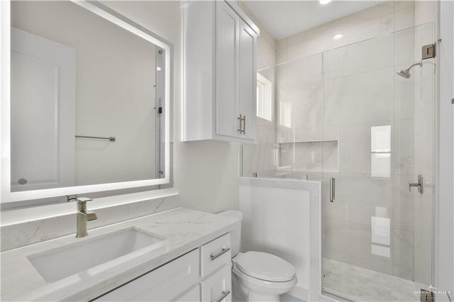 1708 S Queen Street, Edinburg, TX 78539