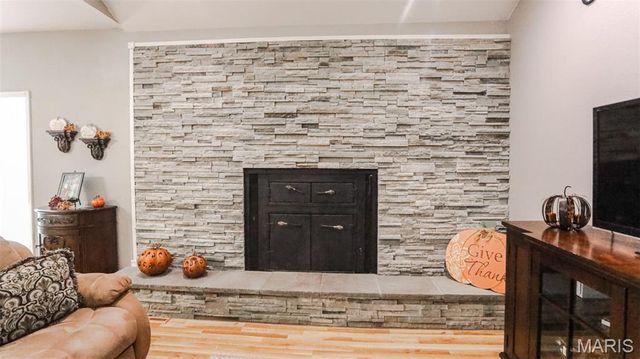 12455 Jefferys Place, Rolla, MO 65401