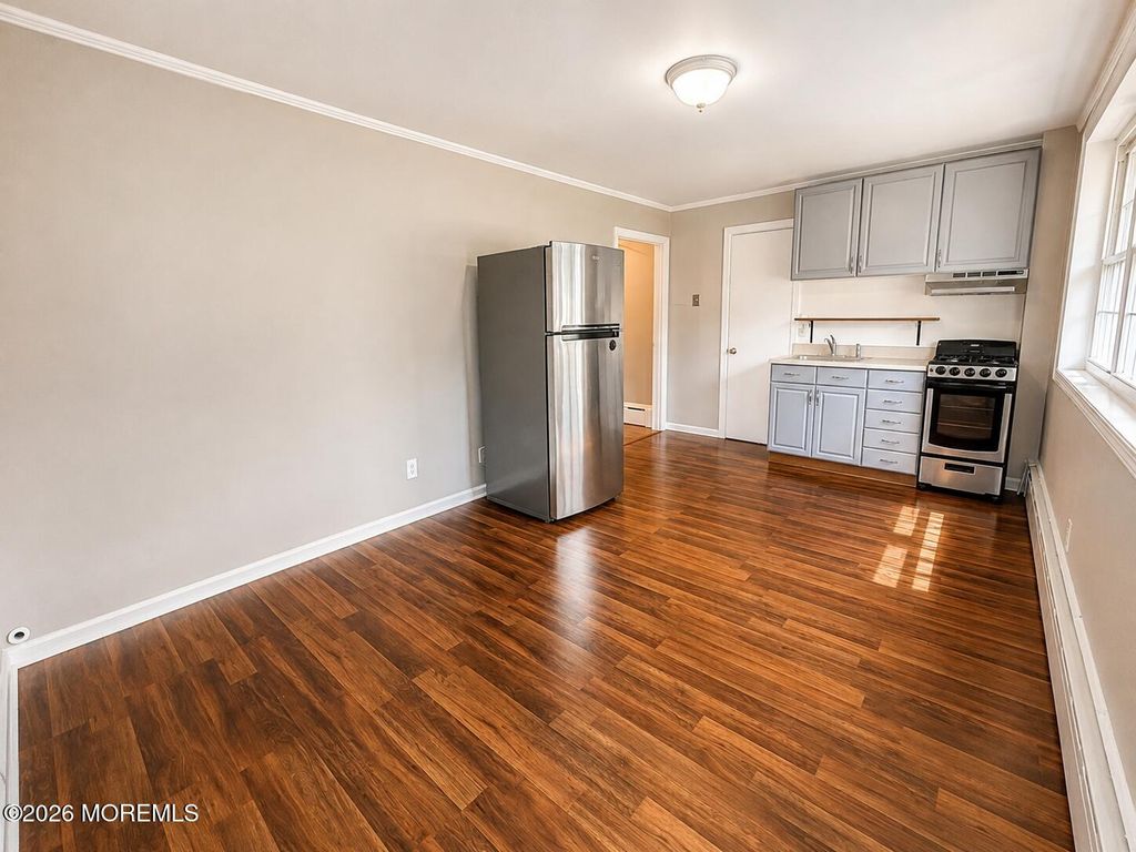 26 Main Street, Keyport, NJ 07735