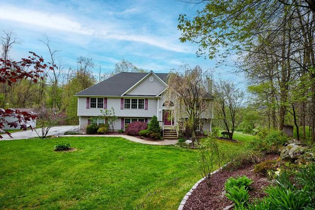 23 Moran Way, Hopewell Junction, NY 12533