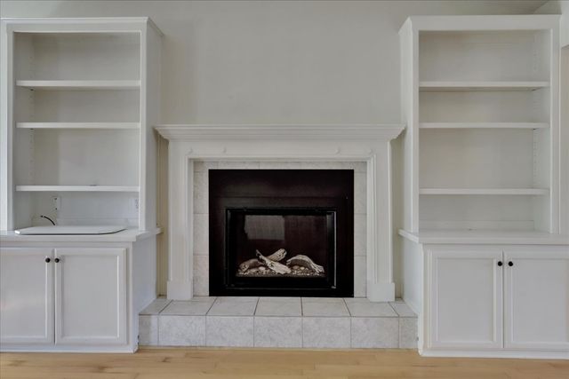 18250 Lake Forest Dr, Penn Valley, CA 95946