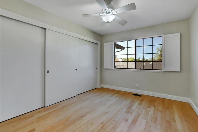 18250 Lake Forest Dr, Penn Valley, CA 95946