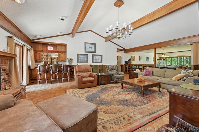 2956 E 69th Street, Tulsa, OK 74136