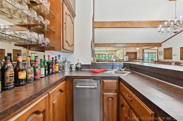 2956 E 69th Street, Tulsa, OK 74136