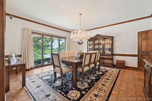 2956 E 69th Street, Tulsa, OK 74136