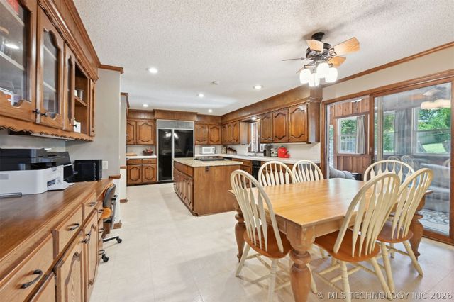 2956 E 69th Street, Tulsa, OK 74136