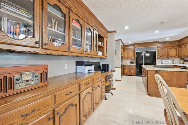 2956 E 69th Street, Tulsa, OK 74136