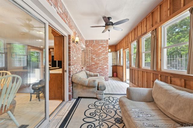 2956 E 69th Street, Tulsa, OK 74136